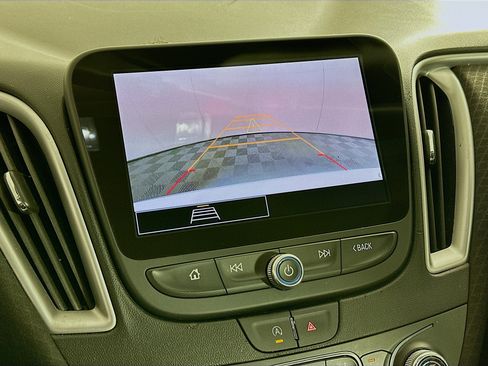 Used 2023 Chevrolet Malibu LT w/ Driver Confidence Package FWD image 22