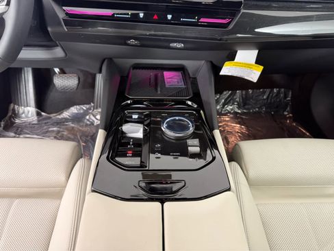 Certified 2025 BMW 530i xDrive image 15