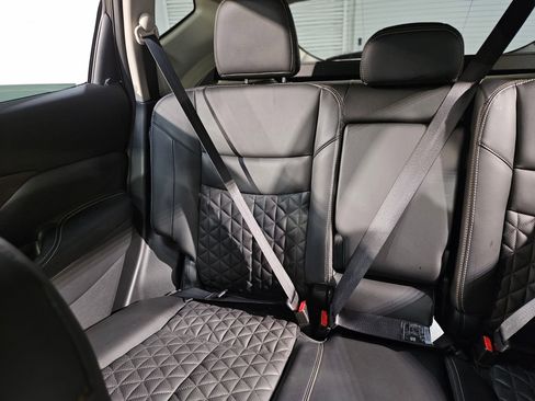 Used 2024 Nissan Murano Platinum w/ Cargo Package image 12