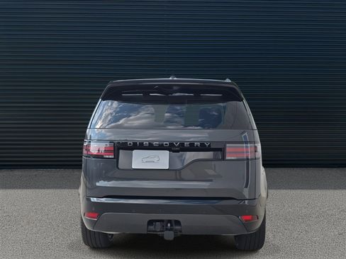 Used 2025 Land Rover Discovery Dynamic SE AWD/4WD image 4