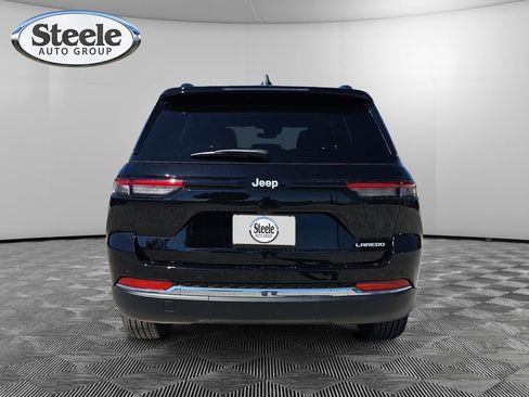 New 2025 Jeep Grand Cherokee Laredo X RWD image 4