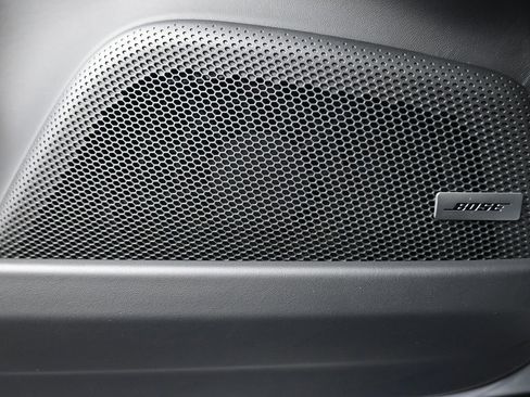 Used 2024 Porsche Panamera 4 image 17