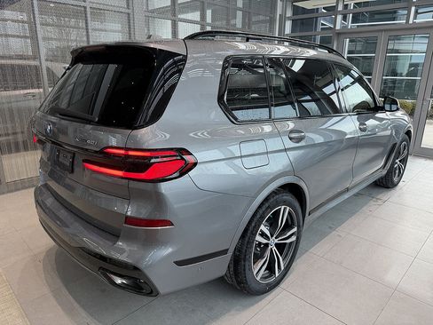 New 2026 BMW X7 xDrive40i w/ M Sport Package AWD/4WD image 6