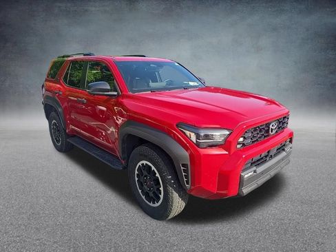 Used 2025 Toyota 4Runner TRD Off-Road Premium w/ Tow Technology Package AWD/4WD image 2