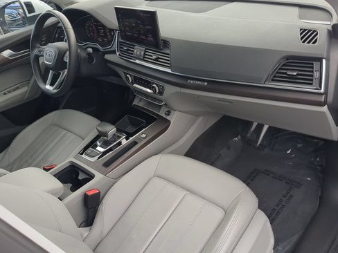 Used 2023 Audi Q5 2.0T Premium Plus w/ Premium Plus Package AWD/4WD image 12