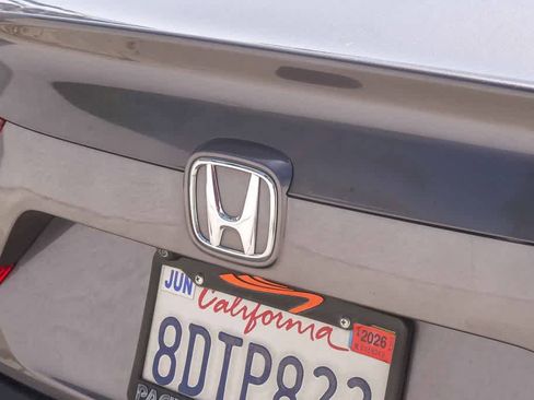 Used 2018 Honda Accord EX-L image 11