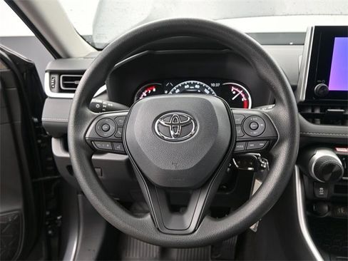 New 2025 Toyota RAV4 LE image 5