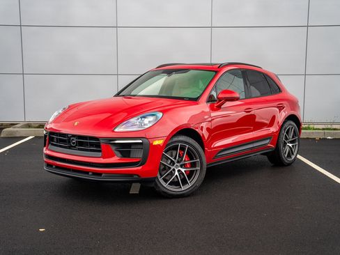 New 2026 Porsche Macan S image 1