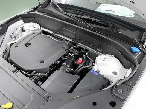 New 2026 Volvo XC90 B6 Ultra w/ Protection Package Premier image 27