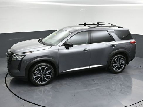 New 2026 Nissan Pathfinder Platinum w/ Cargo Package image 27