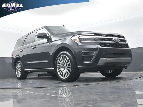 Certified 2022 Ford Expedition Limited RWD image 17