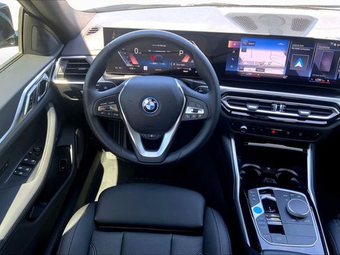 Used 2023 BMW i4 eDrive40 w/ Premium Package RWD image 5