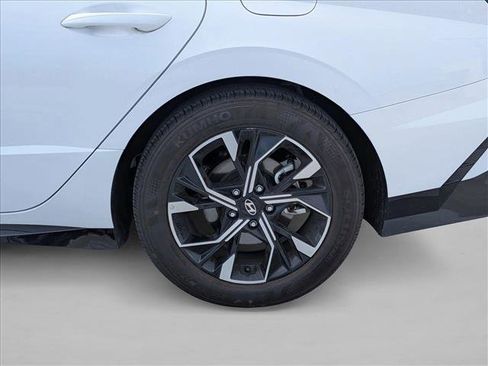 Used 2025 Hyundai Sonata SEL image 17