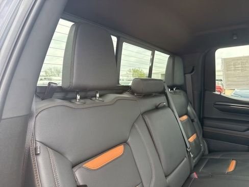 Used 2023 GMC Sierra 1500 AT4 w/ AT4 Preferred Package AWD/4WD image 43