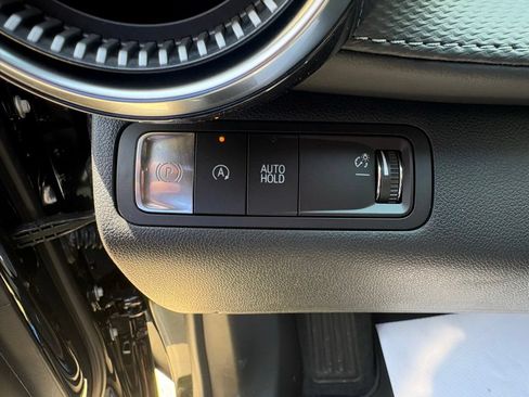 New 2026 Chevrolet Equinox LT w/ Convenience Package II FWD image 18