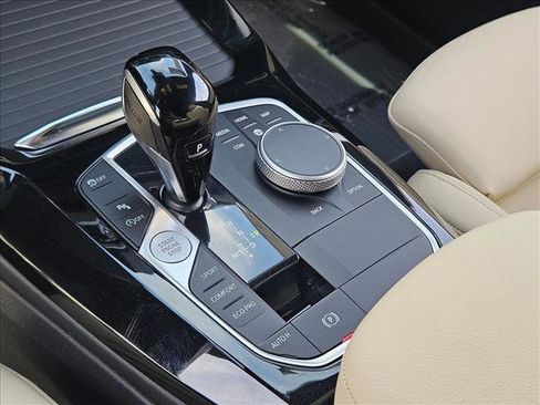 Used 2024 BMW X3 sDrive30i w/ Premium Package image 12