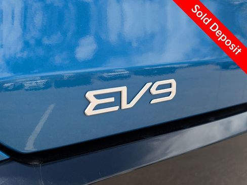 Certified 2024 Kia EV9 GT-Line AWD/4WD image 12