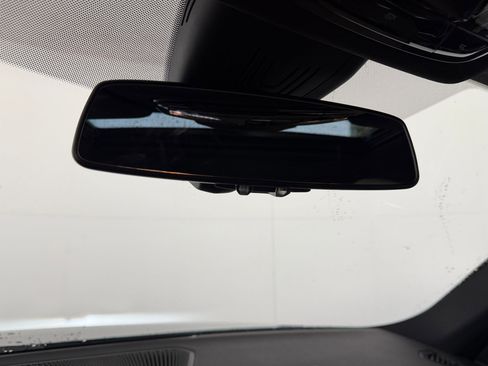 Used 2023 BMW i4 eDrive35 w/ Premium Package RWD image 18