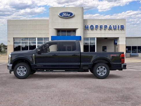 New 2026 Ford F250 XLT w/ XLT Premium Package AWD/4WD image 3
