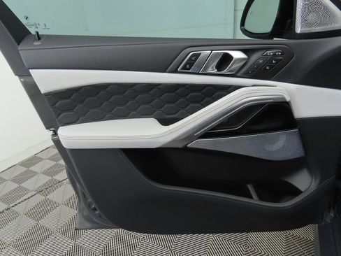 Used 2026 BMW X6 M Competition w/ Executive Package image 24