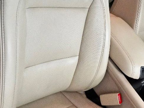 Used 2016 Ford Taurus Limited image 9