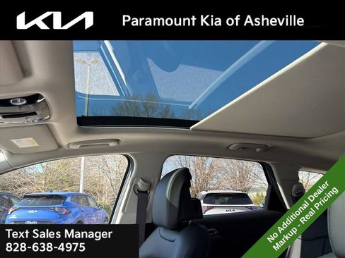 New 2026 Kia Sportage EX image 13