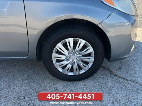 Used 2014 Nissan Versa SV FWD image 9
