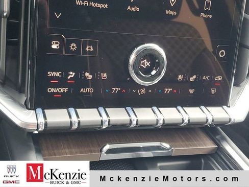 New 2026 GMC Acadia Denali w/ Super Cruise Package FWD image 17