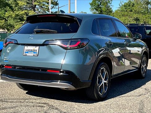 Certified 2025 Honda HR-V EX-L image 2