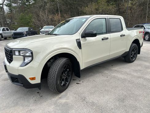 Used 2025 Ford Maverick XLT w/ XLT Luxury Package AWD/4WD image 1