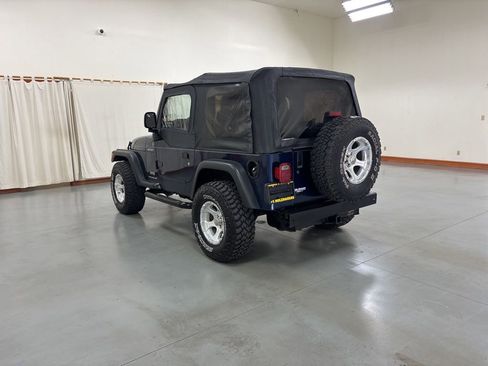 Used 2004 Jeep Wrangler 4WD w/ 30" Tire & Wheel Group image 6