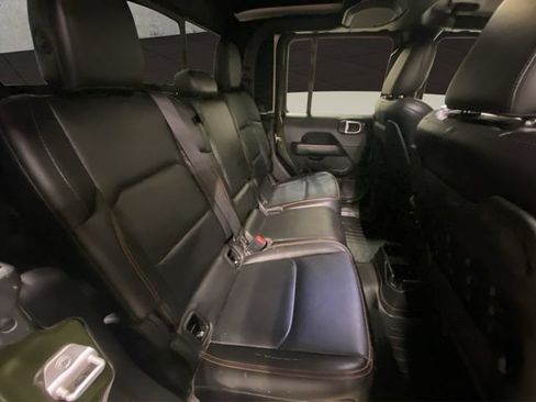 Used 2022 Jeep Gladiator Mojave w/ Cold Weather Group AWD/4WD image 21