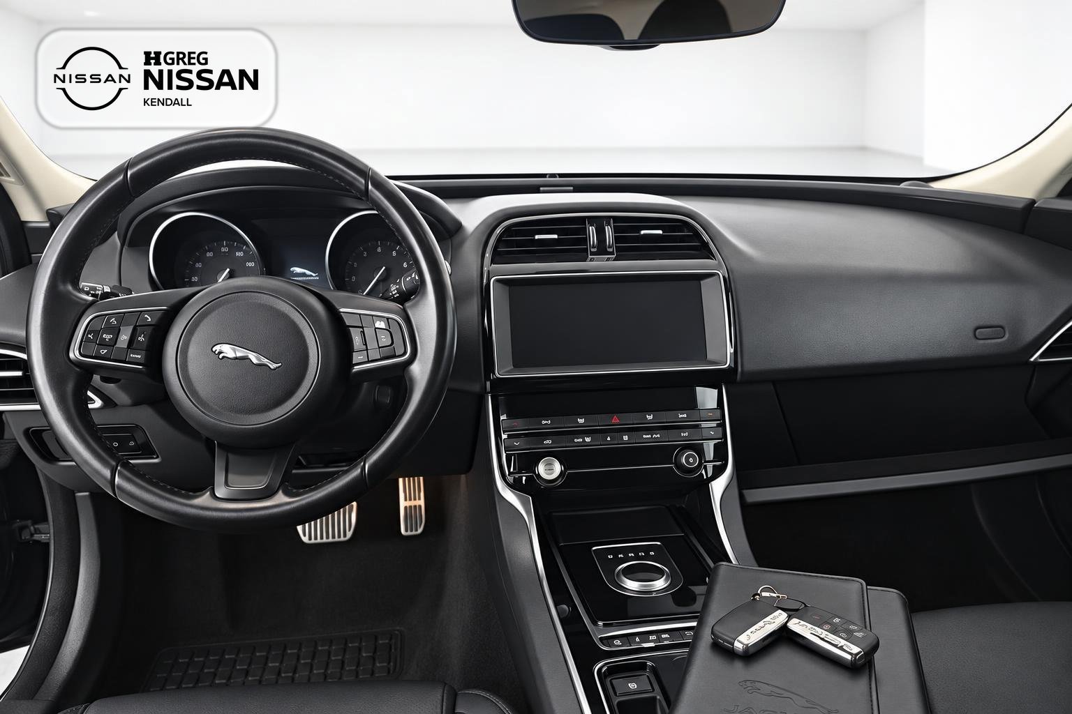 Used 2019 Jaguar XE RWD image 10