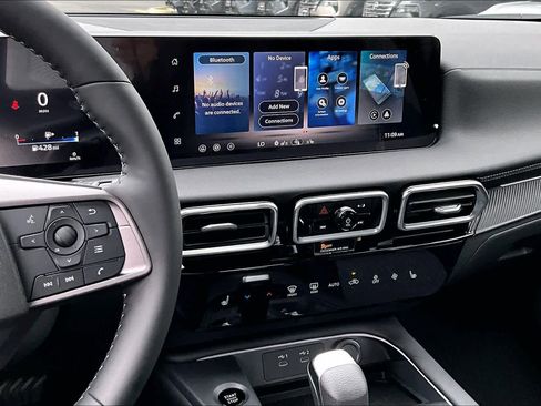 New 2026 Nissan Sentra SV image 6