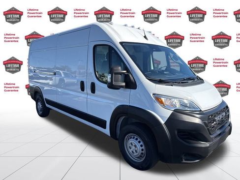 Used 2024 RAM ProMaster 2500 image 3