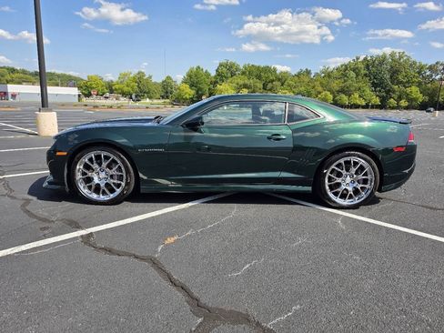 Used 2015 Chevrolet Camaro SS w/ Green Flash Special Edition RWD image 4