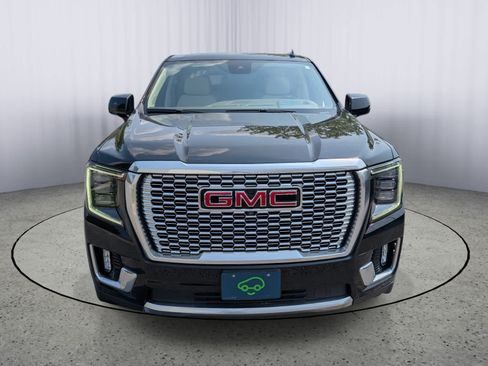 Used 2023 GMC Yukon XL Denali AWD/4WD image 8