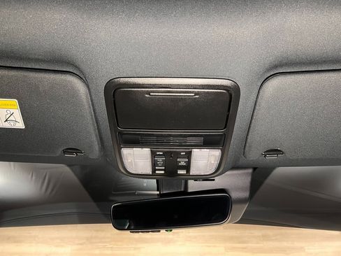 Used 2022 Honda Pilot TrailSport image 21