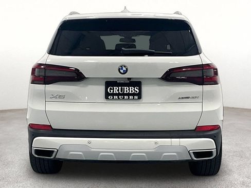 Used 2022 BMW X5 xDrive40i w/ Premium Package AWD/4WD image 4