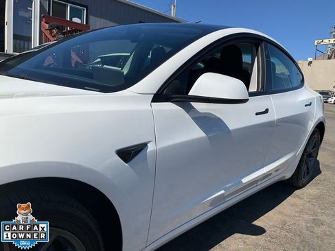 Used 2023 Tesla Model 3 Standard Range image 92