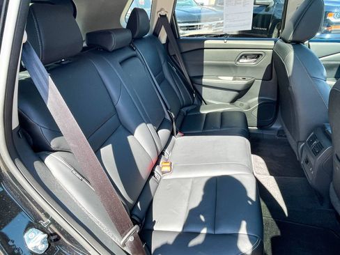 Used 2024 Nissan Rogue SL w/ SL Premium Package FWD image 13