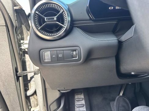 Used 2025 Chevrolet Blazer EV LT image 26