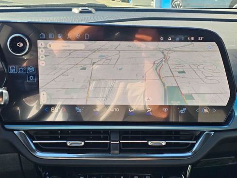 New 2026 Chevrolet Equinox EV LT image 29