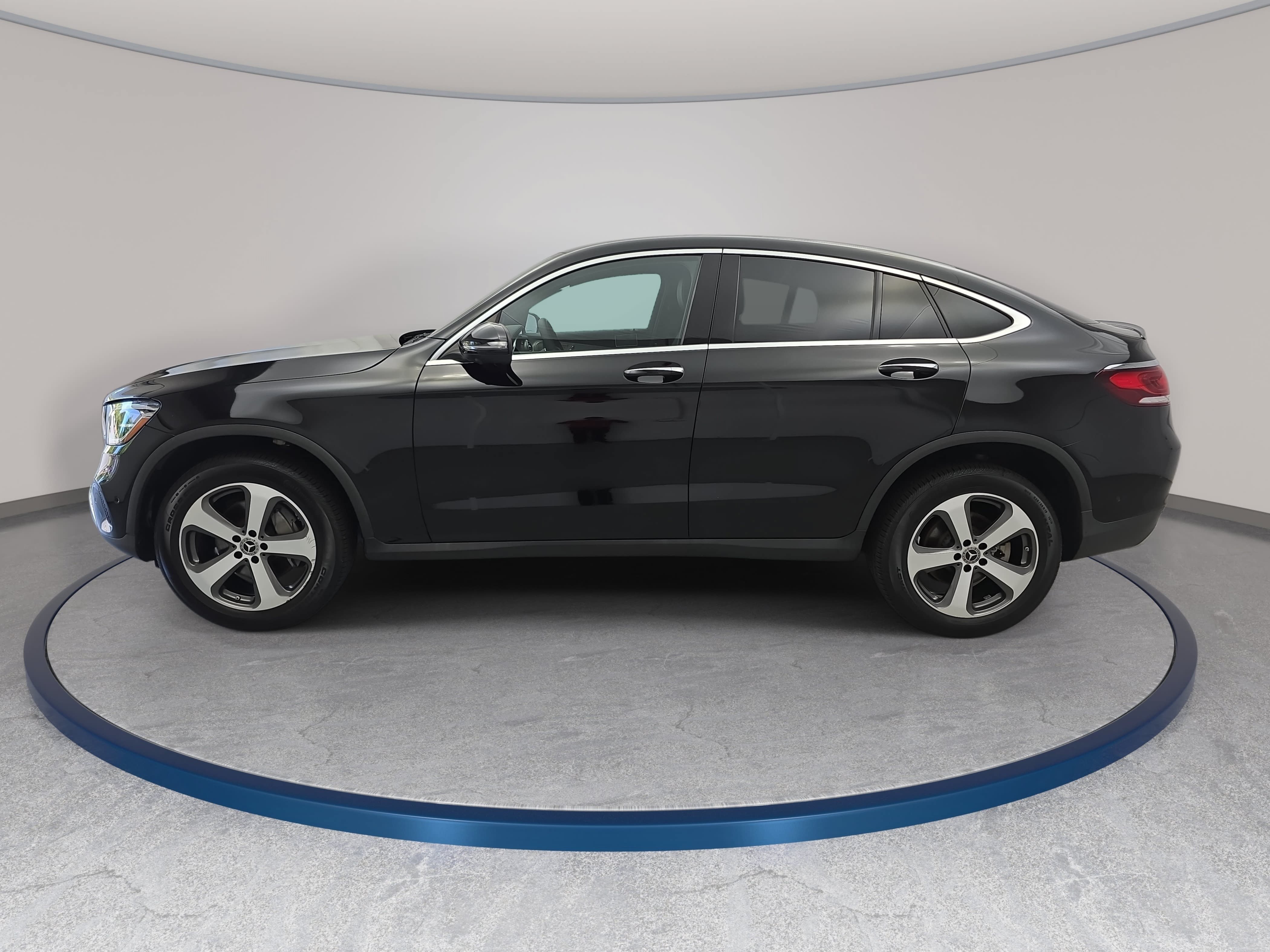 Certified 2023 Mercedes-Benz GLC 300 4MATIC Coupe image 8
