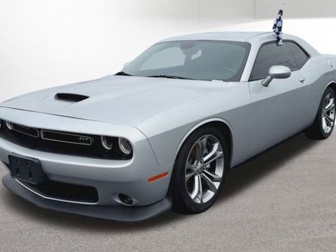 Used 2021 Dodge Challenger GT w/ Plus Package RWD image 5