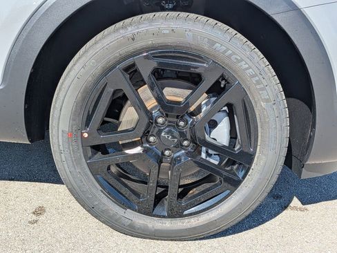 Certified 2025 Kia Telluride SX X-Line image 12