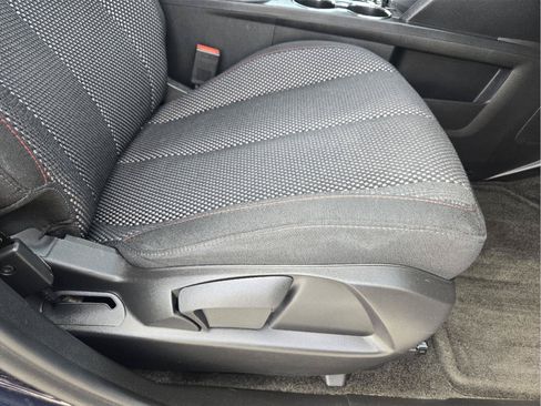Used 2017 Chevrolet Equinox LT FWD image 20