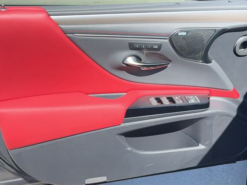 Used 2023 Lexus ES 350 F Sport w/ Accessory Package (Z2) image 12