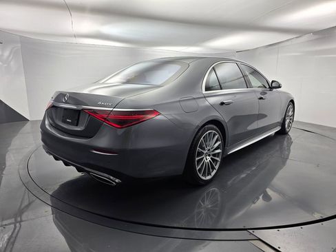 Used 2023 Mercedes-Benz S 500 4MATIC image 4
