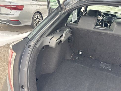 Used 2019 Honda Civic Sport image 12